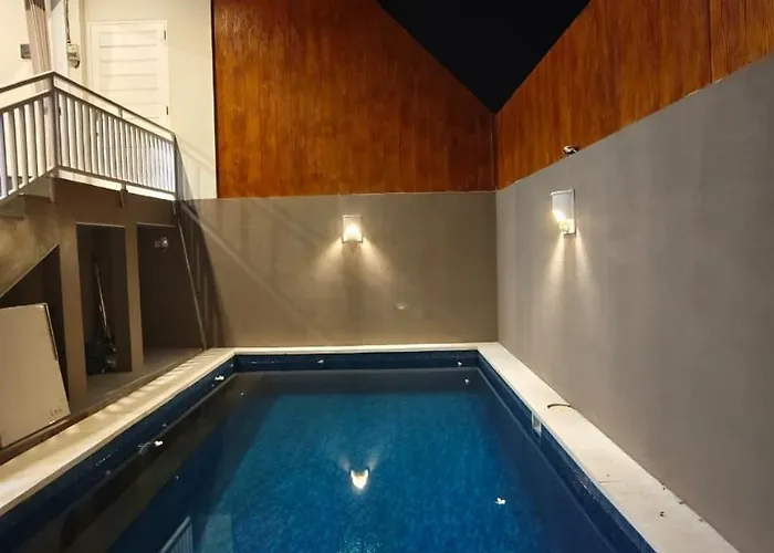 ヴィラ Sarining 2 Bedroom ウルワツ